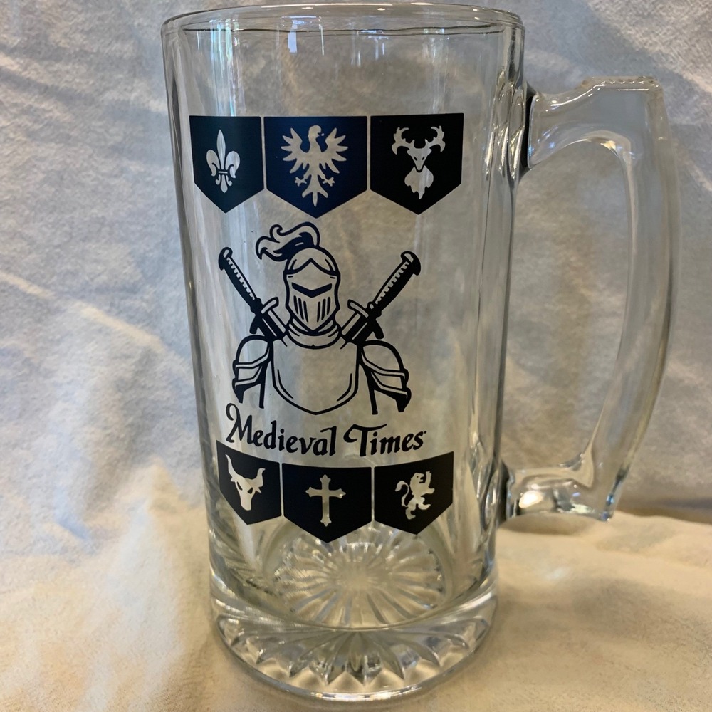 Medieval Times Glass Beer Stein Mug‎ Clear Black Knight Heraldry Excellent